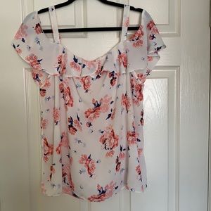 Sienna Sky Cold Shoulder Top Sz Large